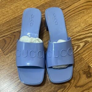 Blue sandals Gucci